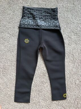Zaggora Atomica Neoprene Sauna Hot Pants Capri Leggings - Size Xsmall